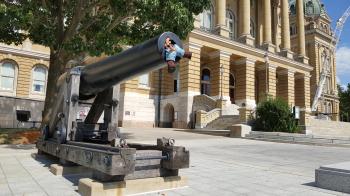 Click to enlarge image Parrot Rifle (No 167) - Iowa State Capitol building and the Largest Gold Dome of ALL US State Capitols - Everyone should visit this beautiful five-domed building worthy of housing the Governor of Iowa in Des Moines